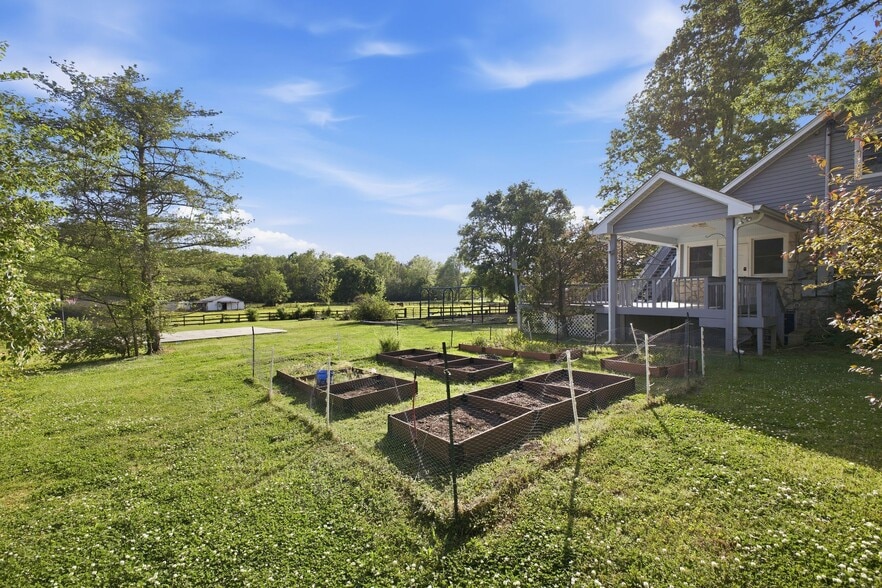 More Photos Of 6515 Holt Rd, Nashville Specialty For Sale