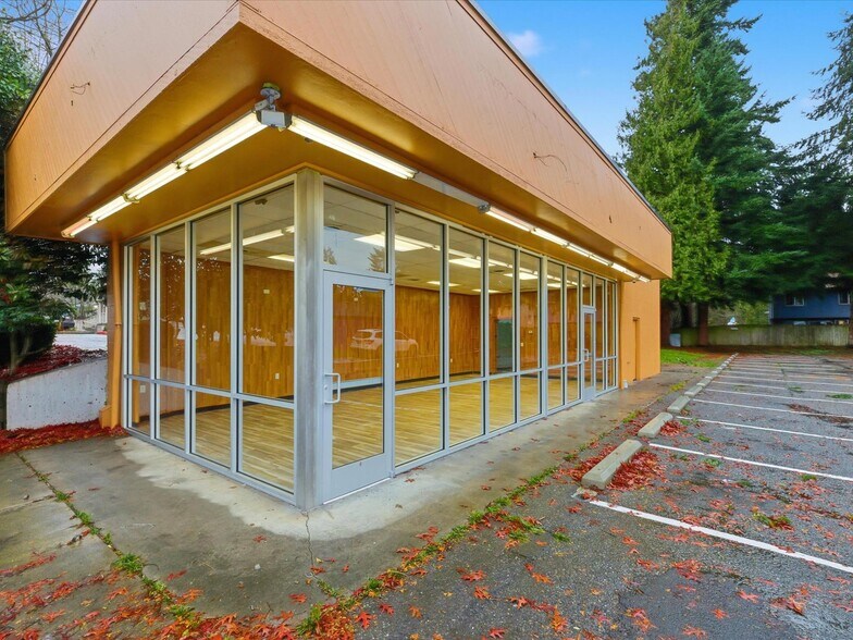 More Photos Of 5802 Evergreen Way, Everett Storefront Retail Office For Sale