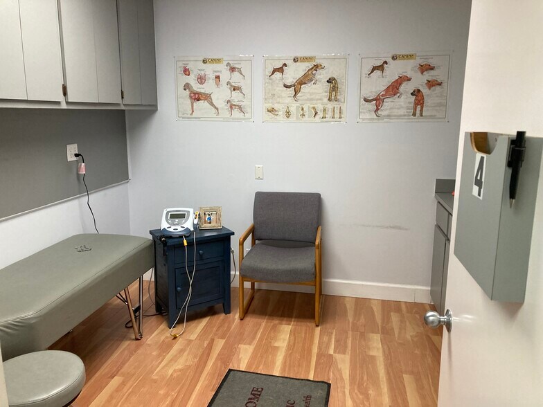 More Photos Of 1840 Forest Hill Blvd, West Palm Beach Medical For Sale