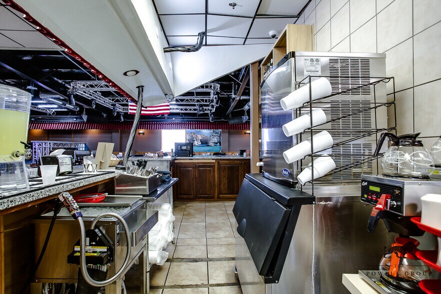 More Photos Of 701 E 50th St, Lubbock Restaurant For Sale