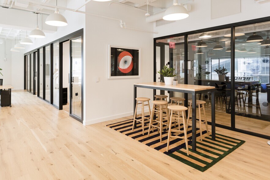 More Photos Of 1100 Main St, Kansas City Office For Lease