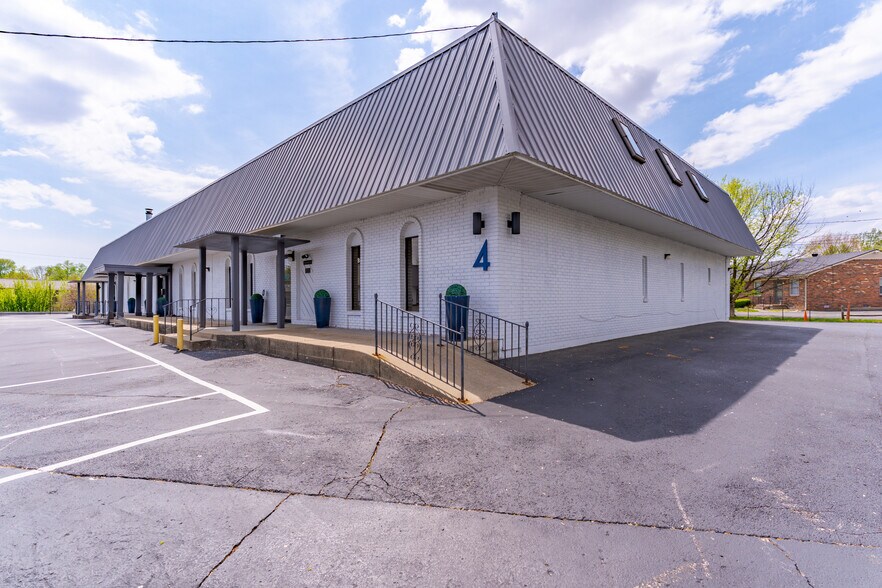 More Photos Of 2816 Veach Rd, Owensboro Medical For Sale