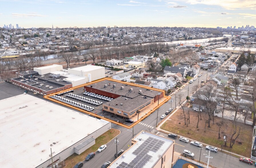 Primary Photo Of 288-300 Ralph St, Belleville Warehouse For Sale