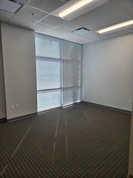 More Photos Of 430 Harvest Time Dr, Sanford Unknown For Lease