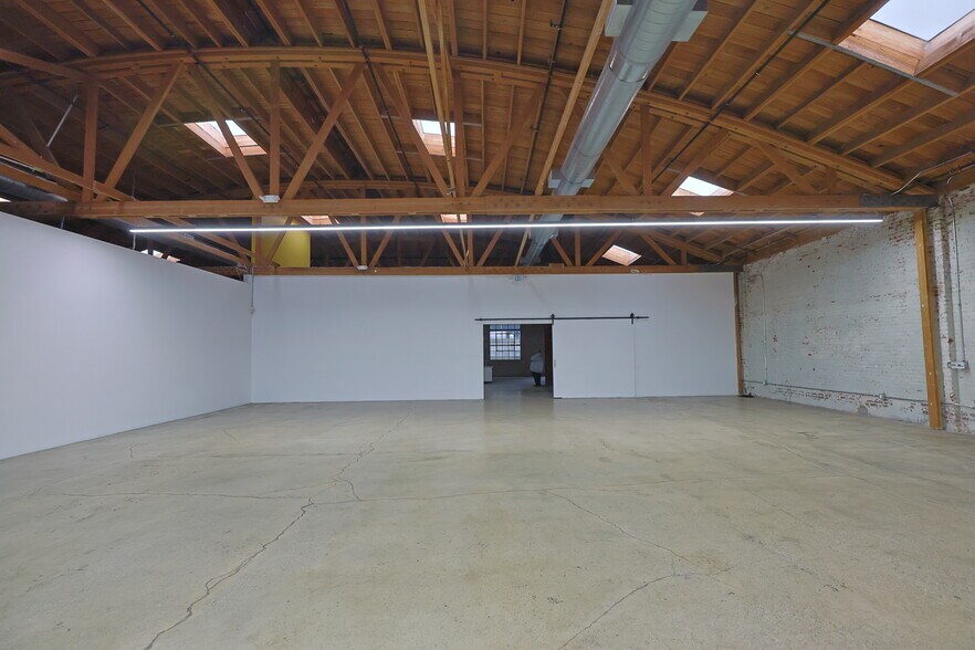 More Photos Of 2014-2022 E 7th St, Los Angeles Office For Lease