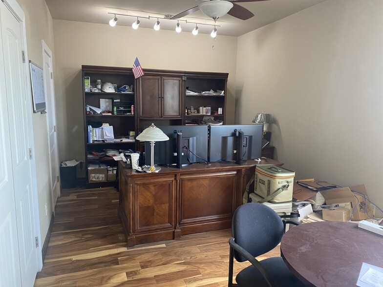 More Photos Of 7770 Venture St, Colorado Springs Warehouse For Lease