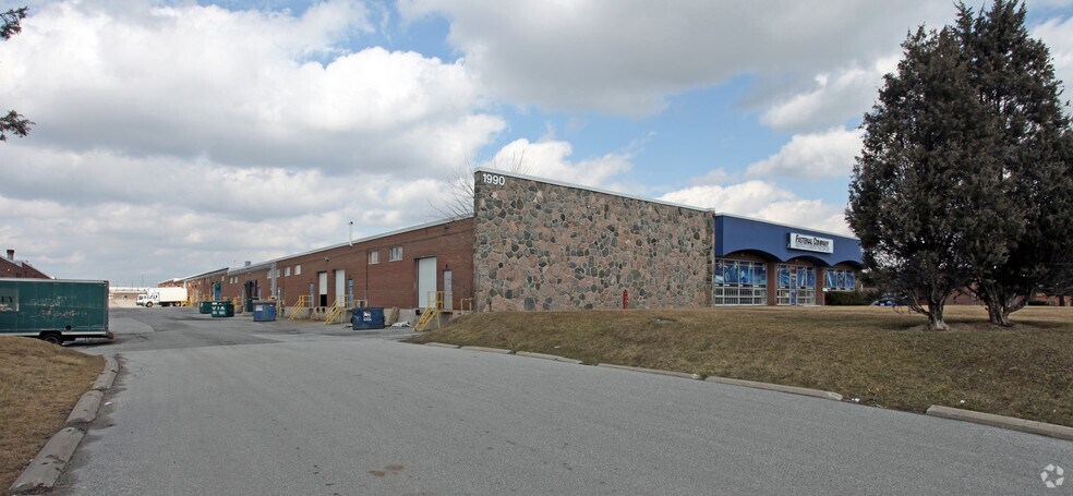 More Photos Of 1990 Ellesmere Rd, Toronto Warehouse For Lease