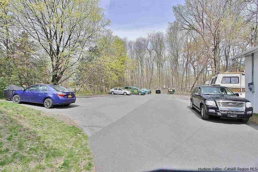 More Photos Of 235 Main St, New Paltz Apartments For Sale