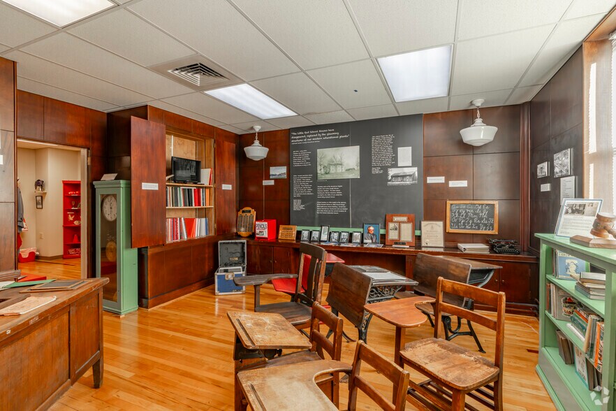 More Photos Of 131 S Main St, Mount Holly Loft Creative Space For Sale