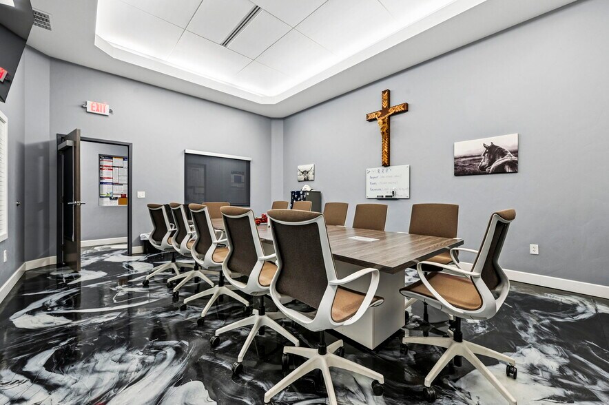 More Photos Of 7302 Cole Vw, Colorado Springs Office For Sale