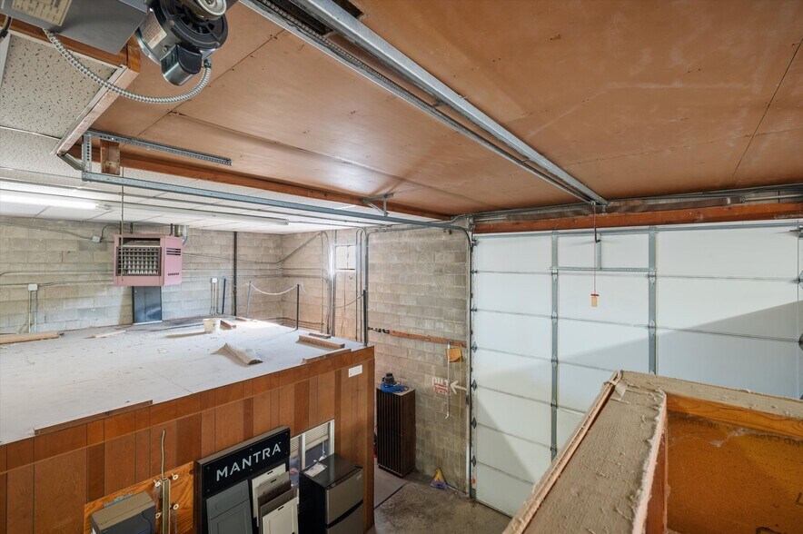 More Photos Of 204 Grand Ave, Clarion Warehouse For Sale