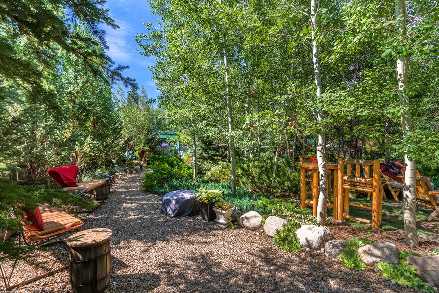 More Photos Of 717 Lake Ave, Grand Lake Specialty For Sale