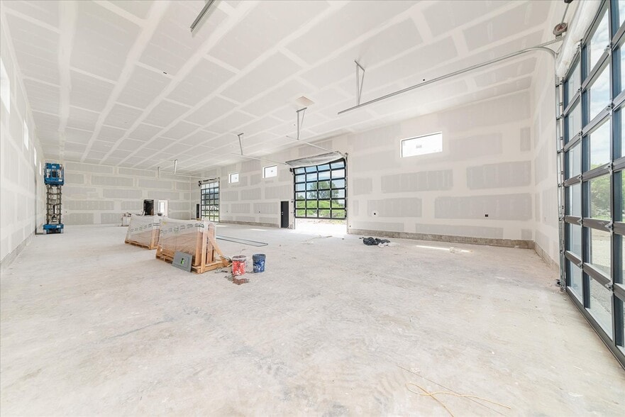 More Photos Of 9878 Kirkpatrick st, Hayden Office For Sale