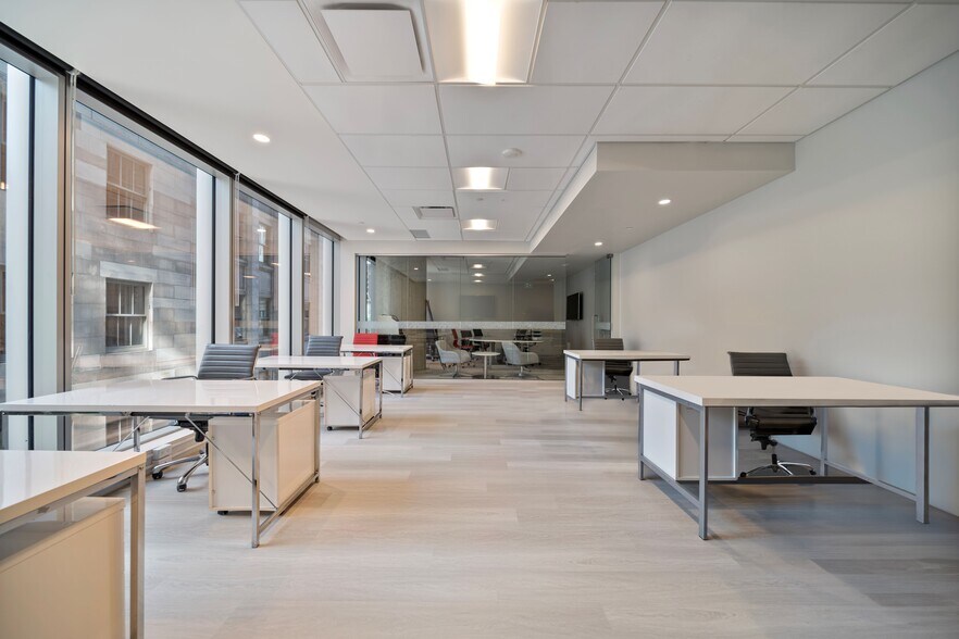 More Photos Of 320 Granville St, Vancouver Office For Sale