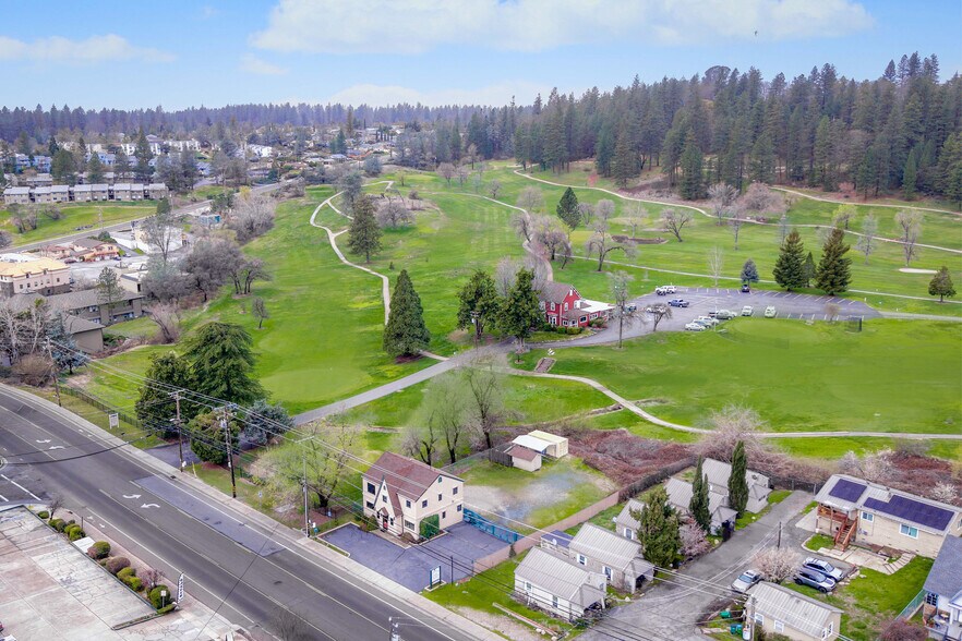 More Photos Of 1072 E Main St, Grass Valley Office For Sale