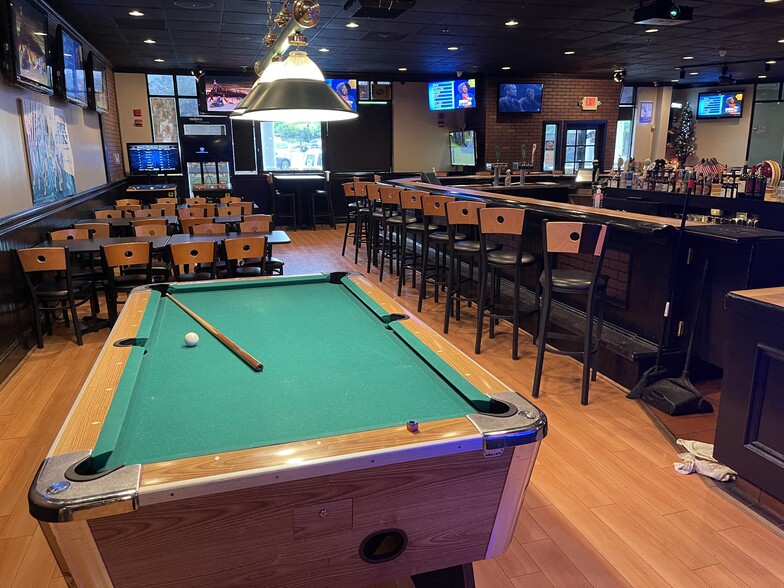 More Photos Of 42882 Truro Parish Dr, Ashburn Storefront For Sale