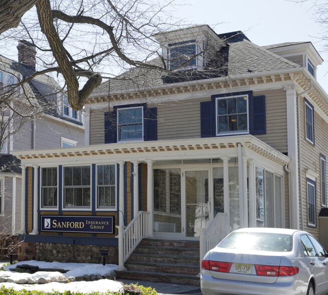 More Photos Of 210 Bellevue Ave, Montclair Freestanding For Lease