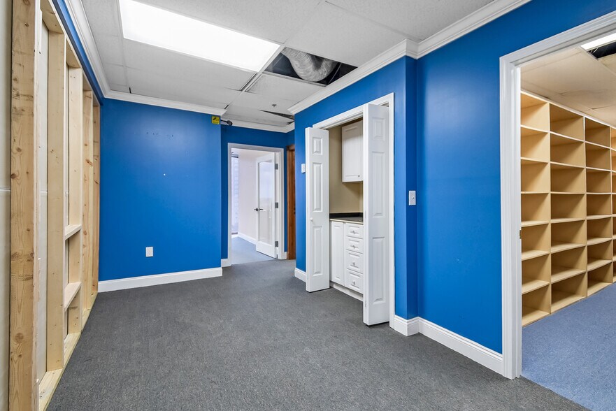 More Photos Of 233 E Bay St, Jacksonville Office For Lease