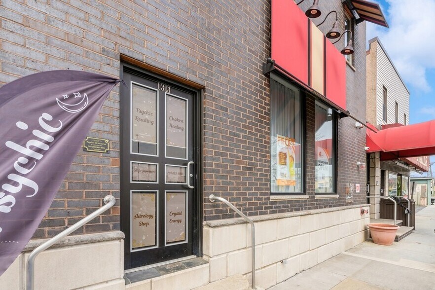 More Photos Of 1309-1313 Paterson Plank Rd, Secaucus Restaurant For Lease