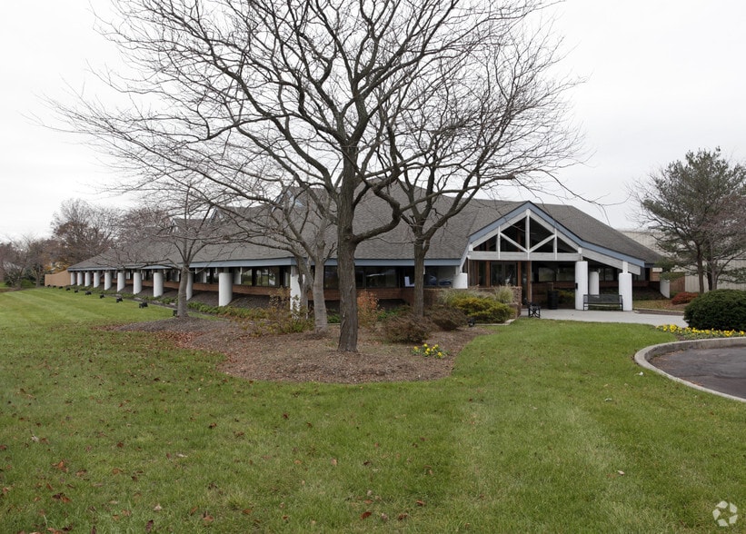More Photos Of 472 California Rd, Quakertown Manufacturing For Lease