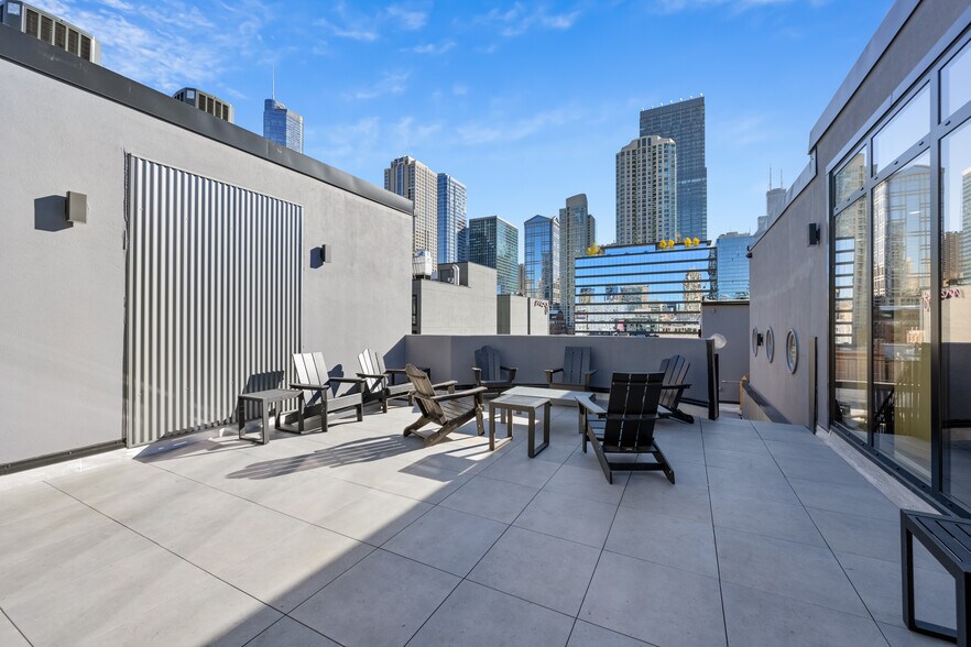 More Photos Of 153 W Ohio St, Chicago Apartments For Sale