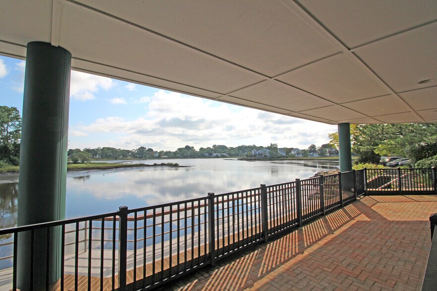 More Photos Of 1 Post Rd, Fairfield Office For Sale