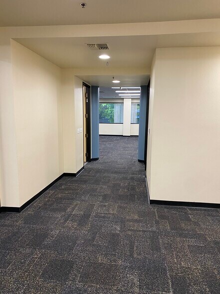 More Photos Of 6715 N Palm Ave, Fresno Office For Lease