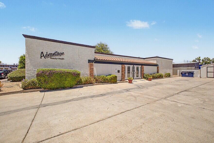 More Photos Of 7506 E Monterey Way, Scottsdale Office For Sale
