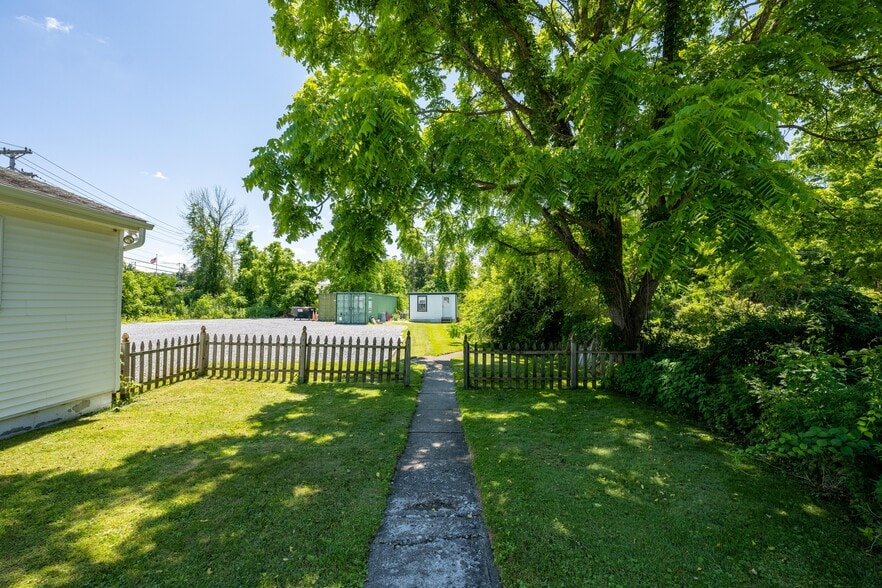 Primary Photo Of 3191 Route 9, Cold Spring Apartments For Lease