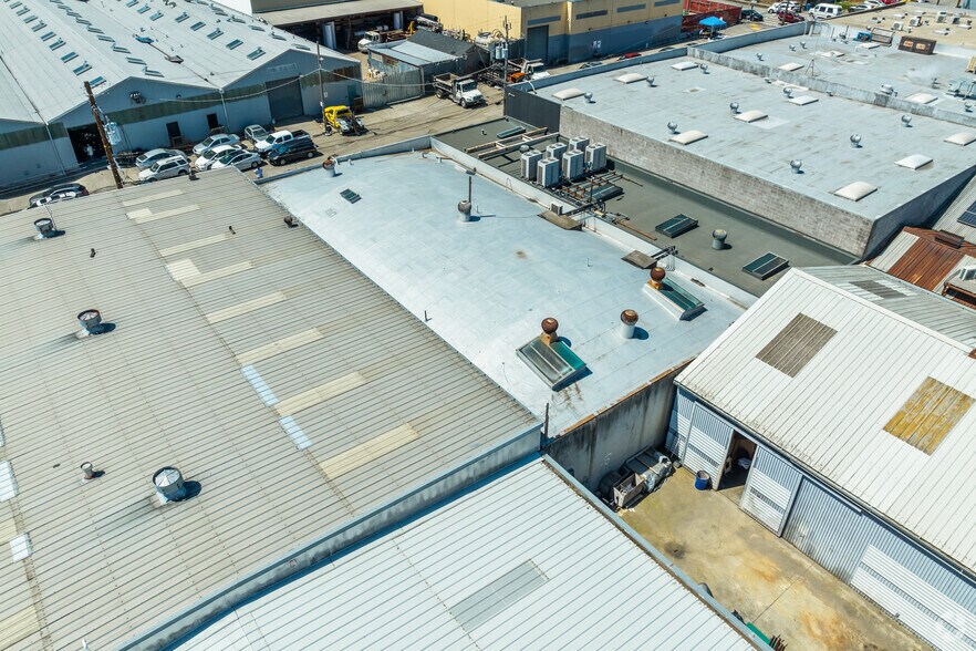 More Photos Of 1450 Wallace Ave, San Francisco Warehouse For Sale