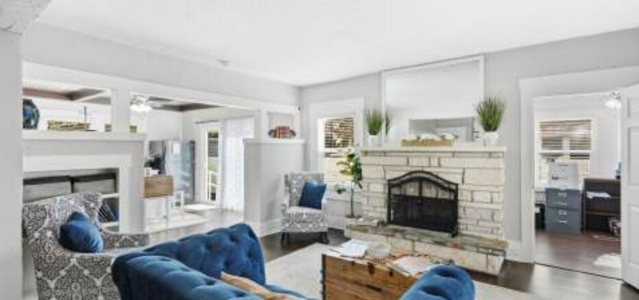 More Photos Of 1322 3rd Ave W, Bradenton Office Residential For Sale