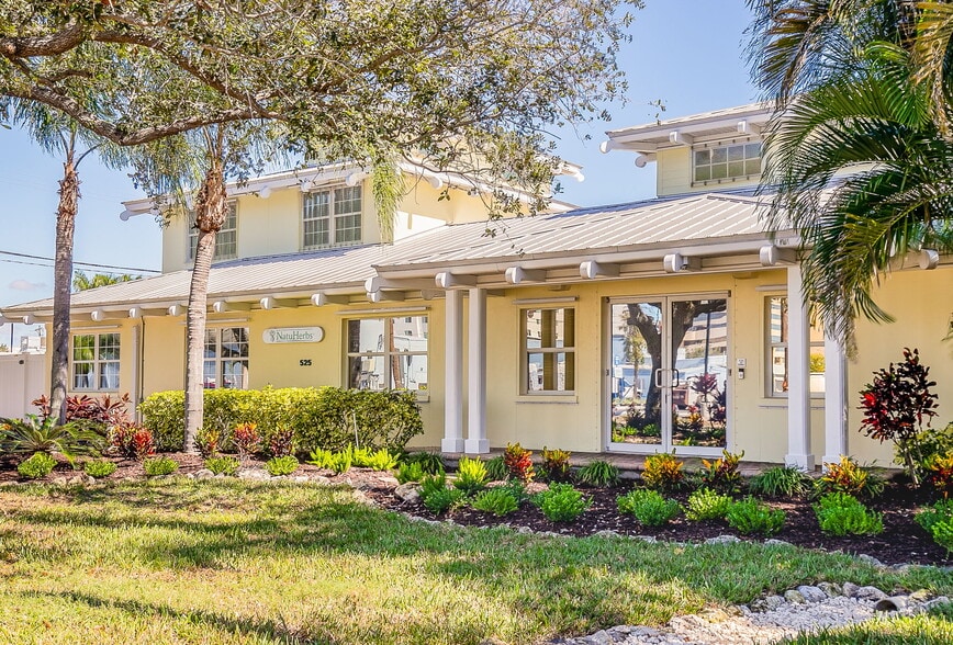 Primary Photo Of 525 8th St W, Bradenton Office For Sale