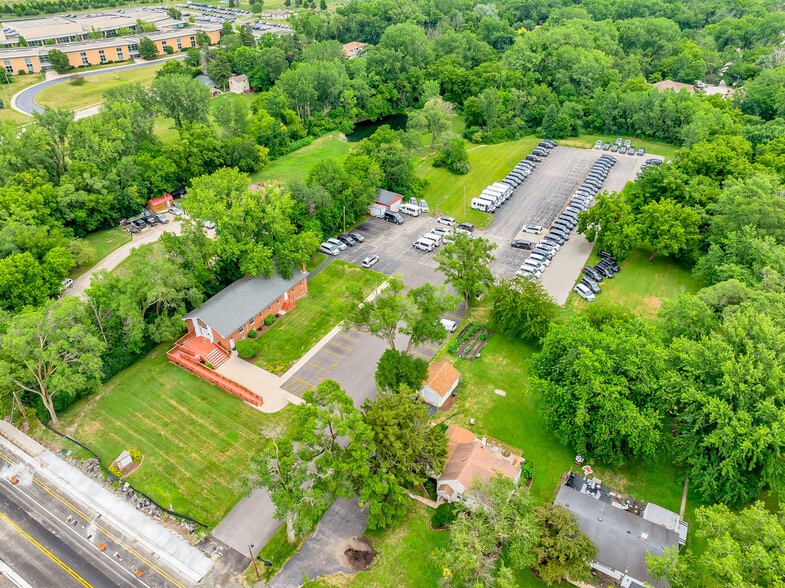 More Photos Of 1352 N Cedar Rd, New Lenox Religious Facility For Sale