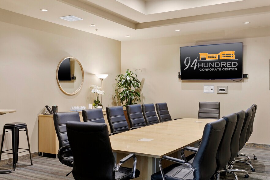 More Photos Of 9375 E Shea Blvd, Scottsdale Coworking Space