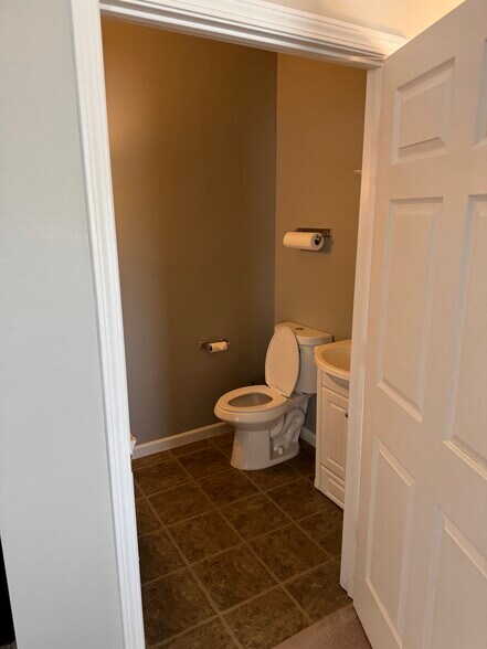 More Photos Of 1543 Hwy 411, Vonore Medical For Sale