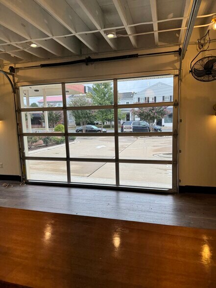 More Photos Of 1600 Princess Anne St, Fredericksburg Storefront Retail Office For Sale