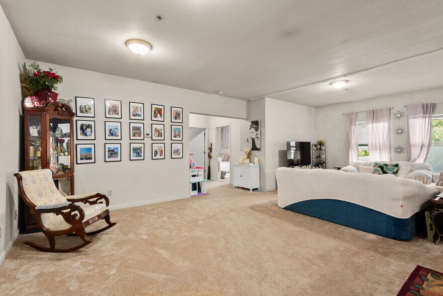 More Photos Of 45 Woodland Ave, San Rafael Apartments For Sale