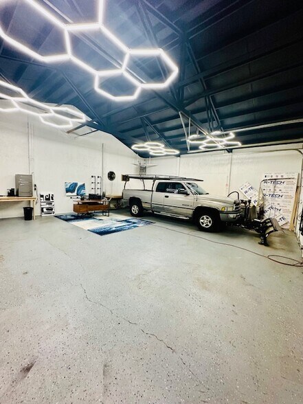 More Photos Of 9494 N Government Way, Hayden Office For Lease
