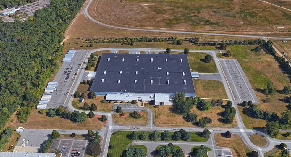 More Photos Of 1 Better Way, Chicopee Distribution For Lease