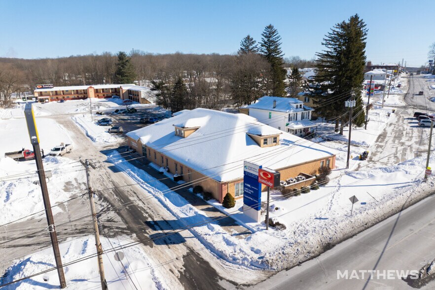 More Photos Of 10 E Spruce St, Frackville Medical For Sale