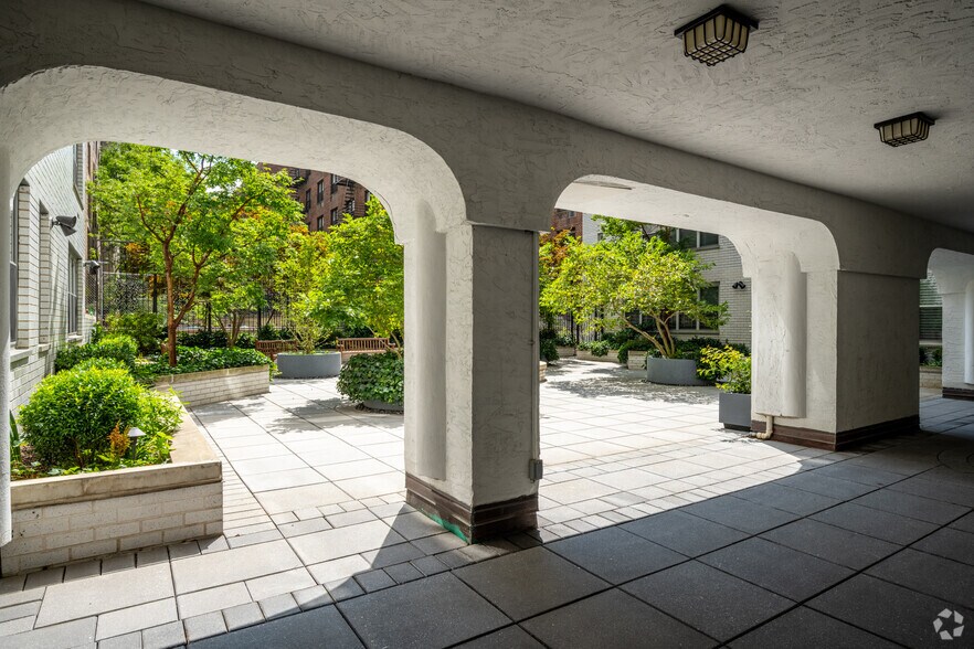More Photos Of 205 3rd Ave, New York Apartments For Lease