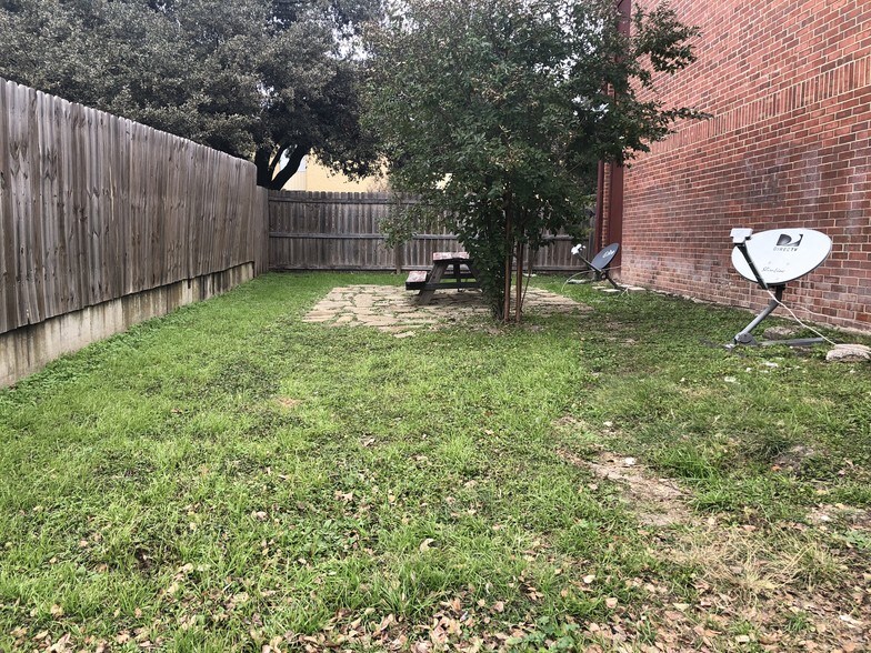 More Photos Of 1020 Jackson Keller Rd, San Antonio Apartments For Sale