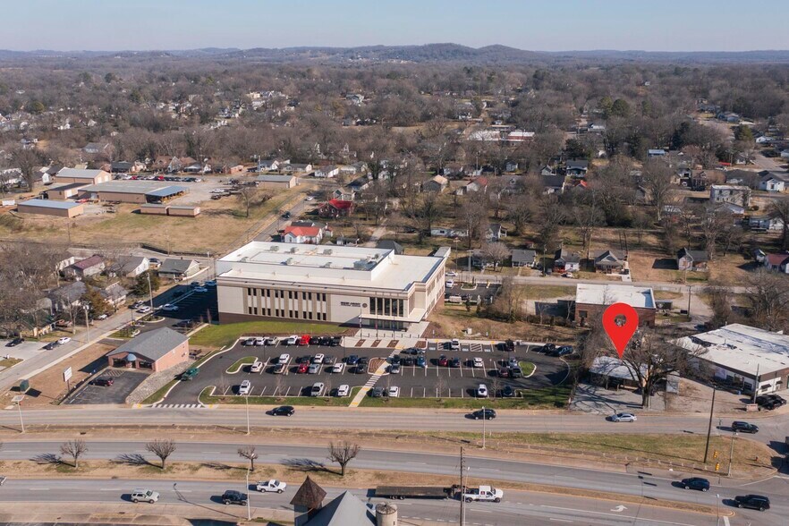 More Photos Of 1119 S Main St, Columbia Flex For Sale