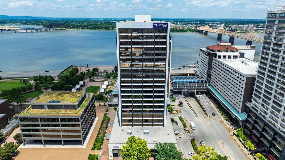 More Photos Of 325 W Main St, Louisville Unknown For Lease