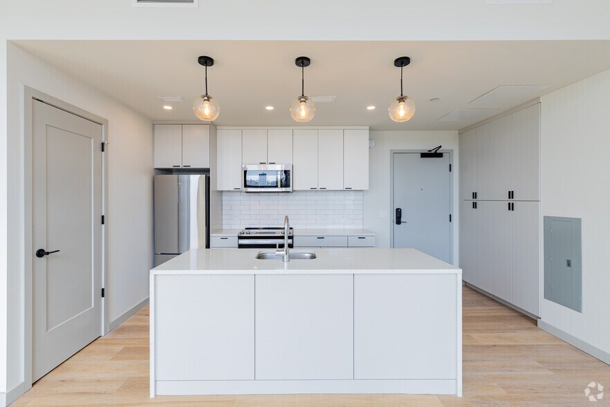 More Photos Of 316 4th Ave, Pittsburgh Apartments For Lease