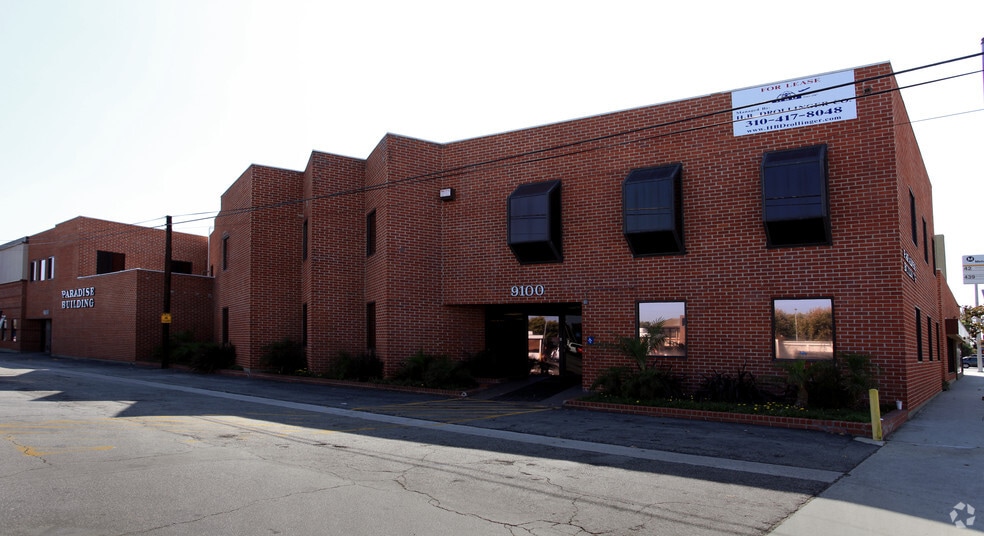 More Photos Of 9100 S Sepulveda Blvd, Los Angeles Office For Lease