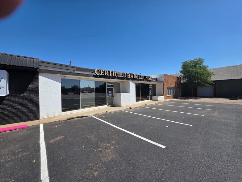 More Photos Of 3206-3212 34th St, Lubbock Storefront Retail Office For Lease