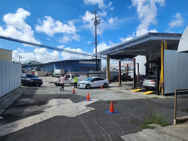 More Photos Of 655 Mapunapuna St, Honolulu Warehouse For Lease