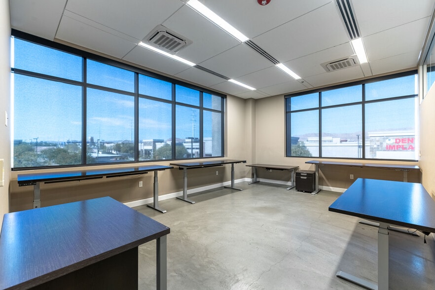 More Photos Of 6010 S Durango Dr, Las Vegas Loft Creative Space For Lease