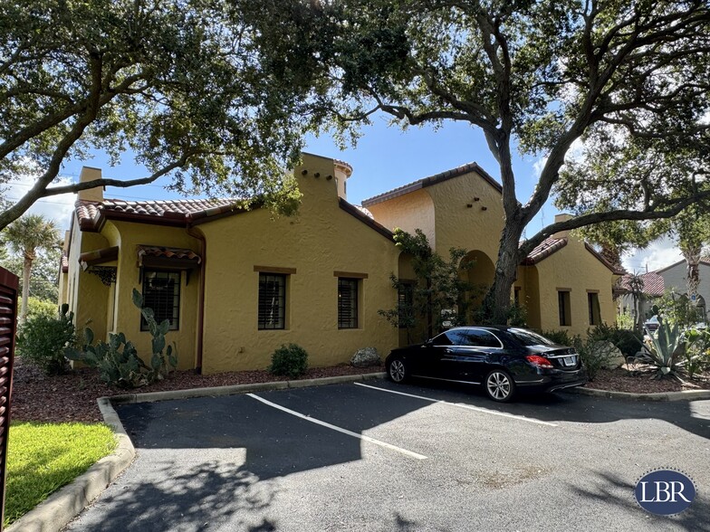 Primary Photo Of 6032 N Wickham Rd, Melbourne Office For Lease